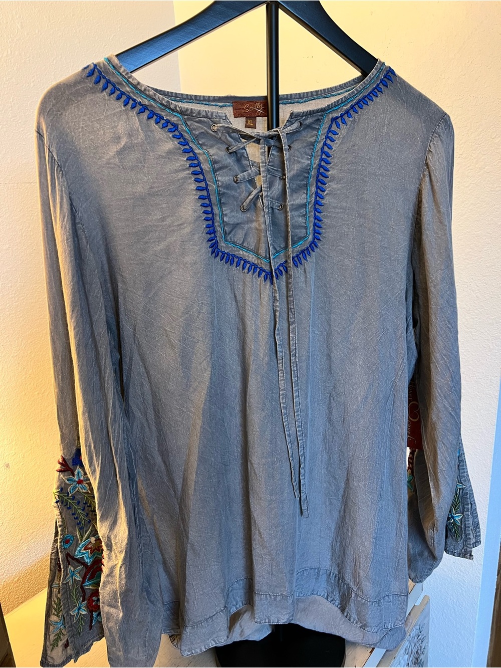 Scully bell sleeve embroidered blouse NWT with issues READ sz XL Honey Creek